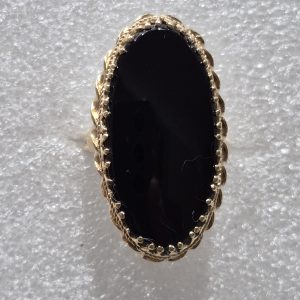 14kt Yellow Gold Lady's Large, Long Oval Onyx Estate Fashion Ring