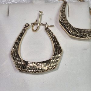 14kt Gold Lady's Fancy Design Engraved, Diamond Cut Fashion Earrings